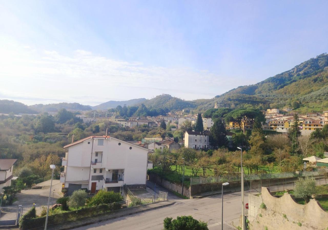 בארוניסי Takeamalficoast City Loft מראה חיצוני תמונה