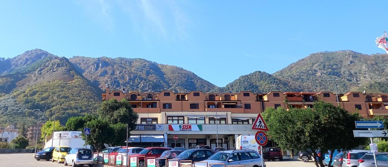 בארוניסי Takeamalficoast City Loft מראה חיצוני תמונה